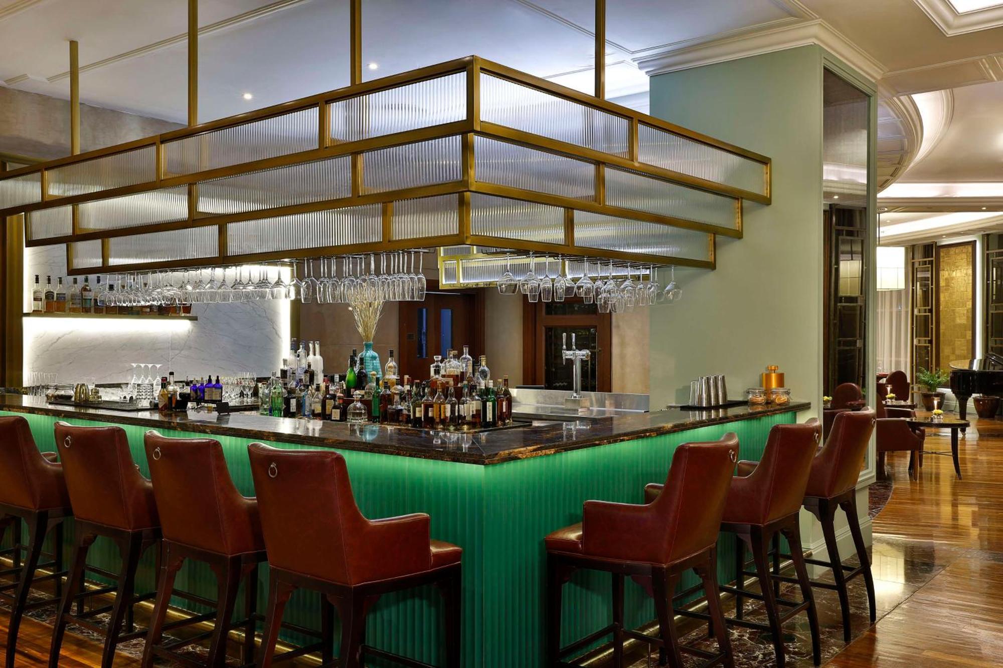 Waldorf Astoria Ras Al Khaimah Eksteriør billede The bar at the Concourse