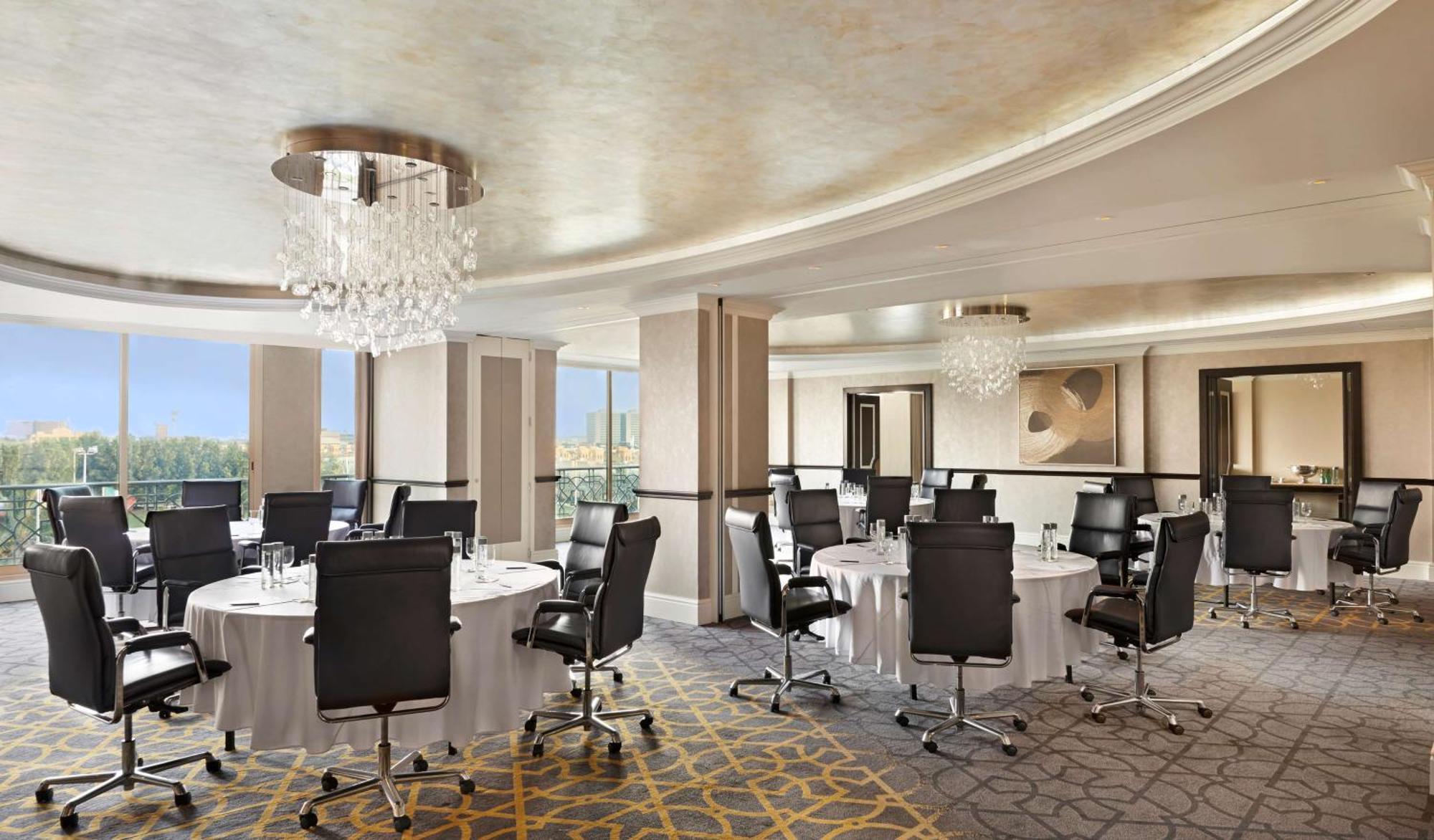 Waldorf Astoria Ras Al Khaimah Eksteriør billede The Westin Dubai